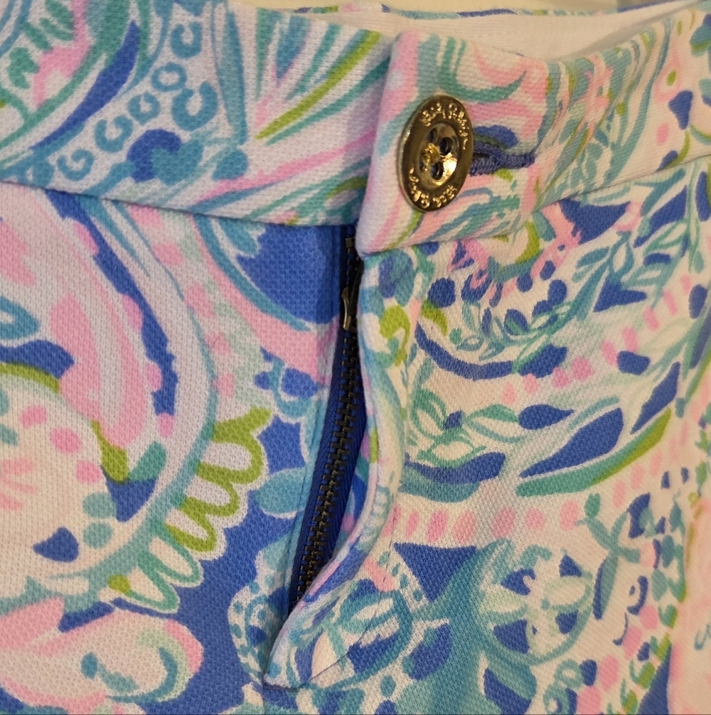 Lilly Pulitzer Shorts - Picture 3 of 7